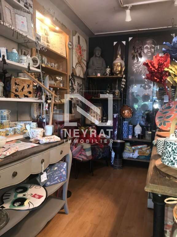 Commerce à ETANG-SUR-ARROUX