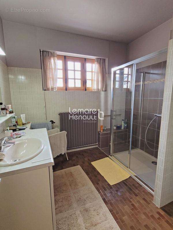 Maison à LE BOULLAY-MIVOYE