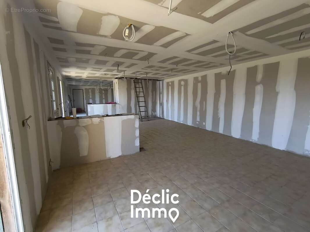 Maison à ASSAIS-LES-JUMEAUX