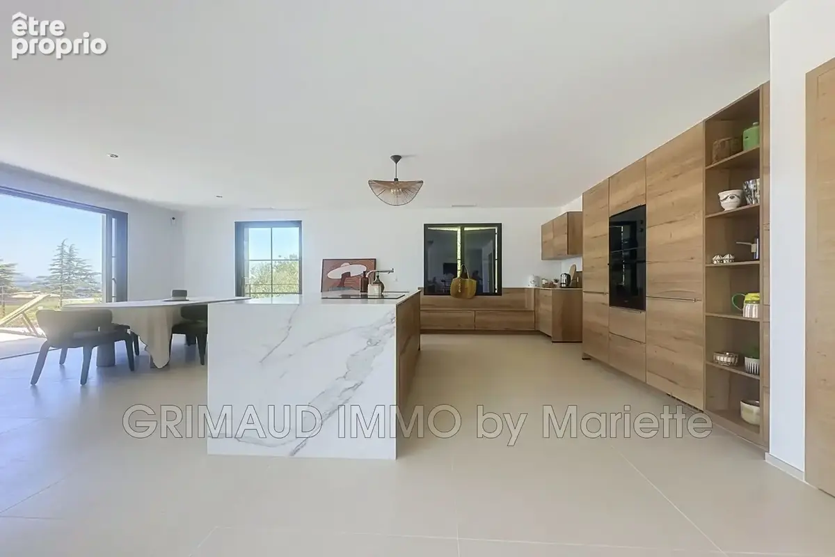 Maison 255 m² à Gassin  - photo 6