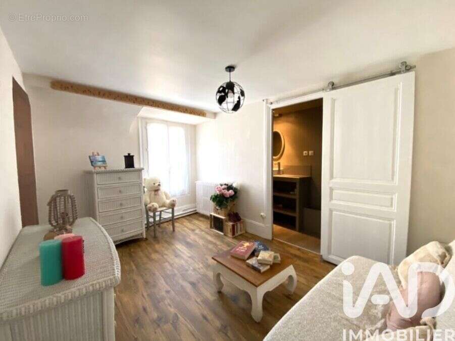 Maison 142 m² à Monneville  - photo 8