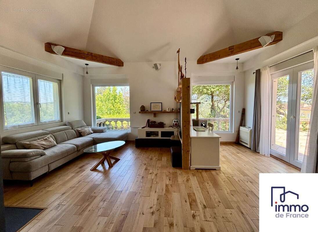Maison 172 m² à Vienne  - photo 8