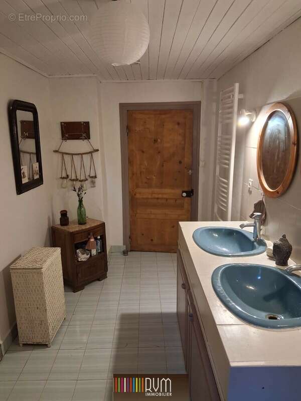 Maison 227 m² à Villereversure  - photo 6