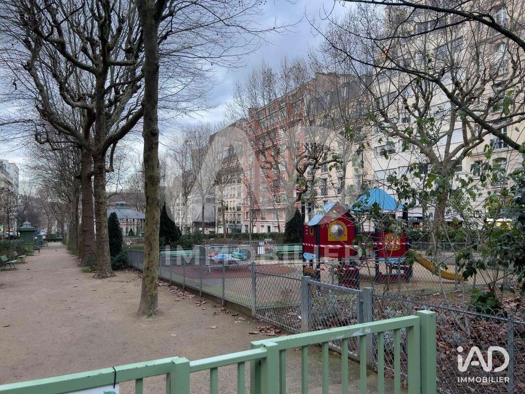 Photo 4 - Commerce à PARIS-15E