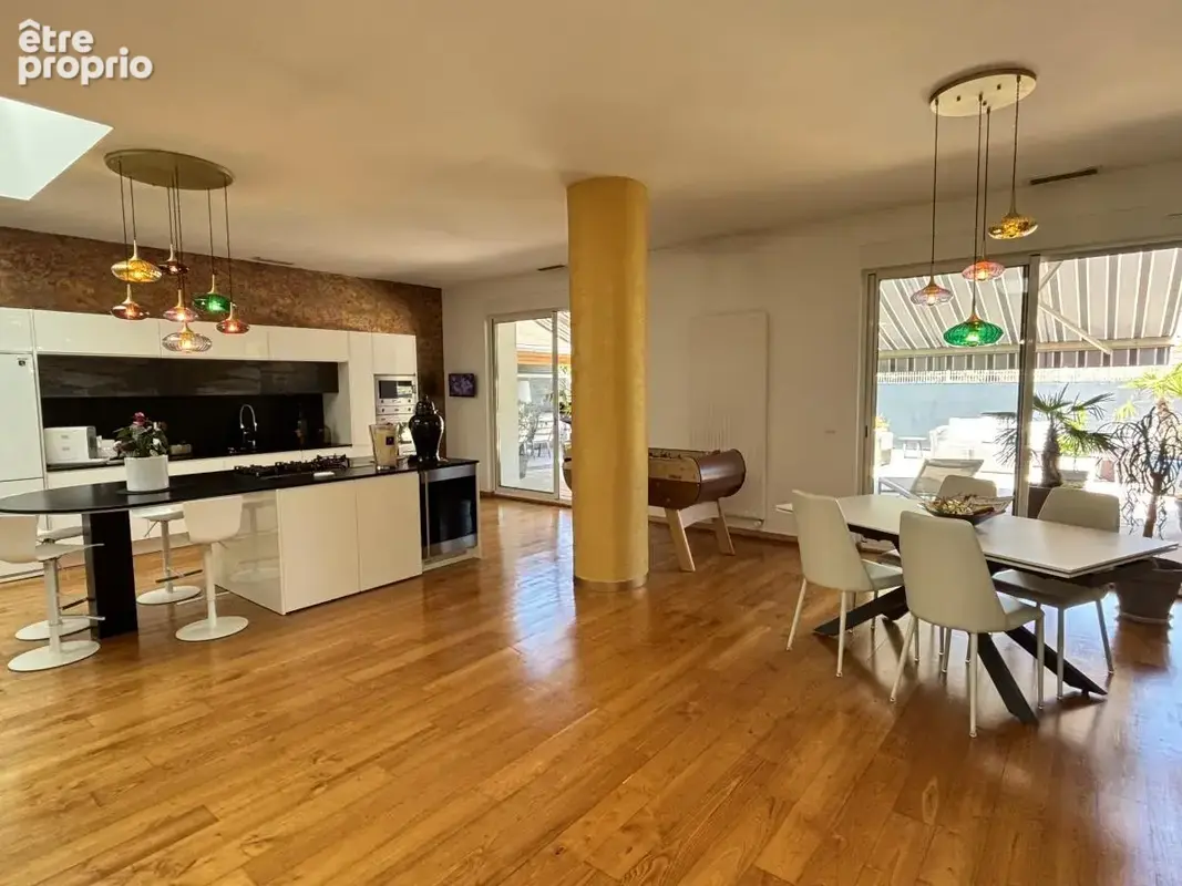 Appartement 338 m² à Saint-Martin-D'heres  - photo 5