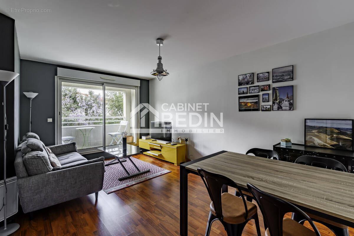 Appartement à LE BOUSCAT