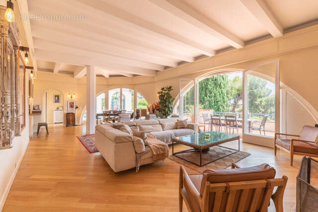 Appartement à VILLEFRANCHE-SUR-MER