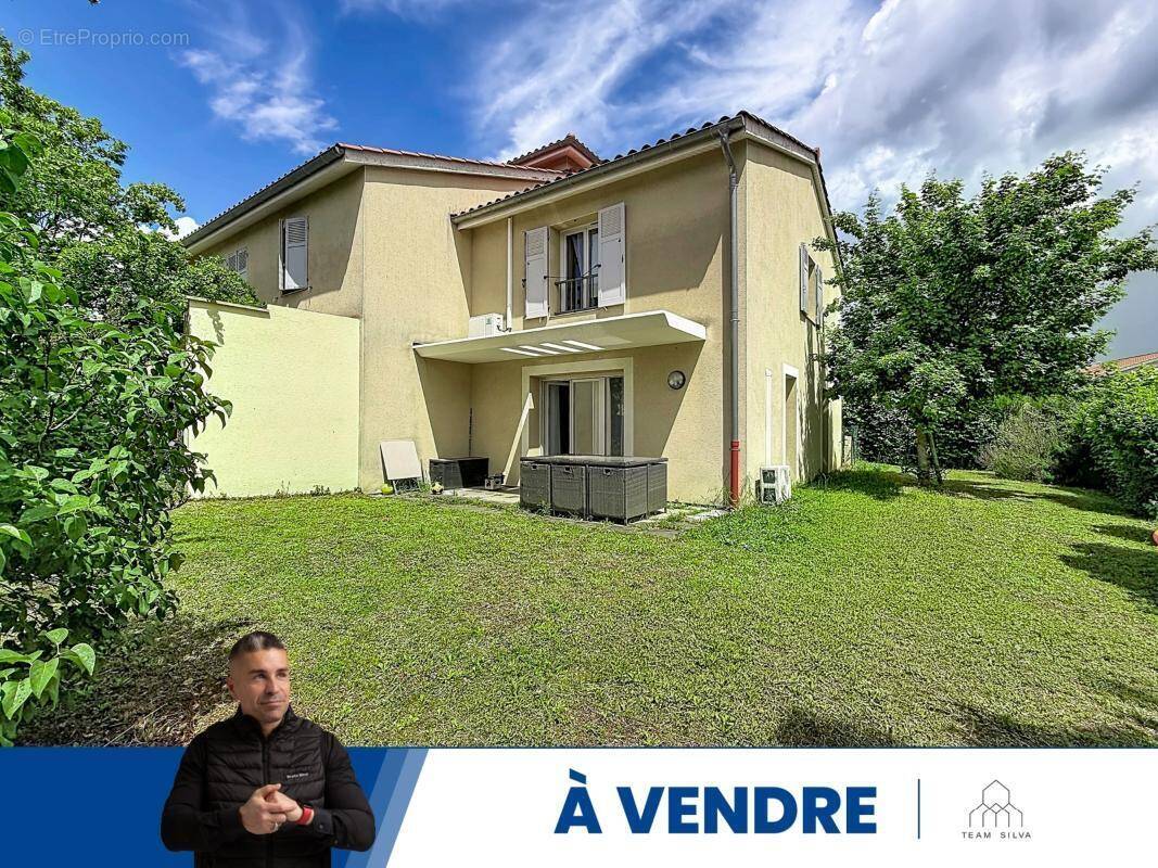 Maison à TERNAY