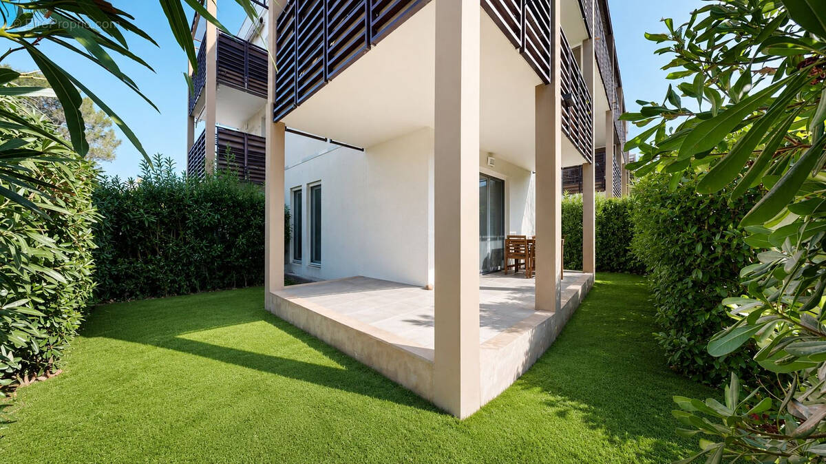Appartement à FREJUS