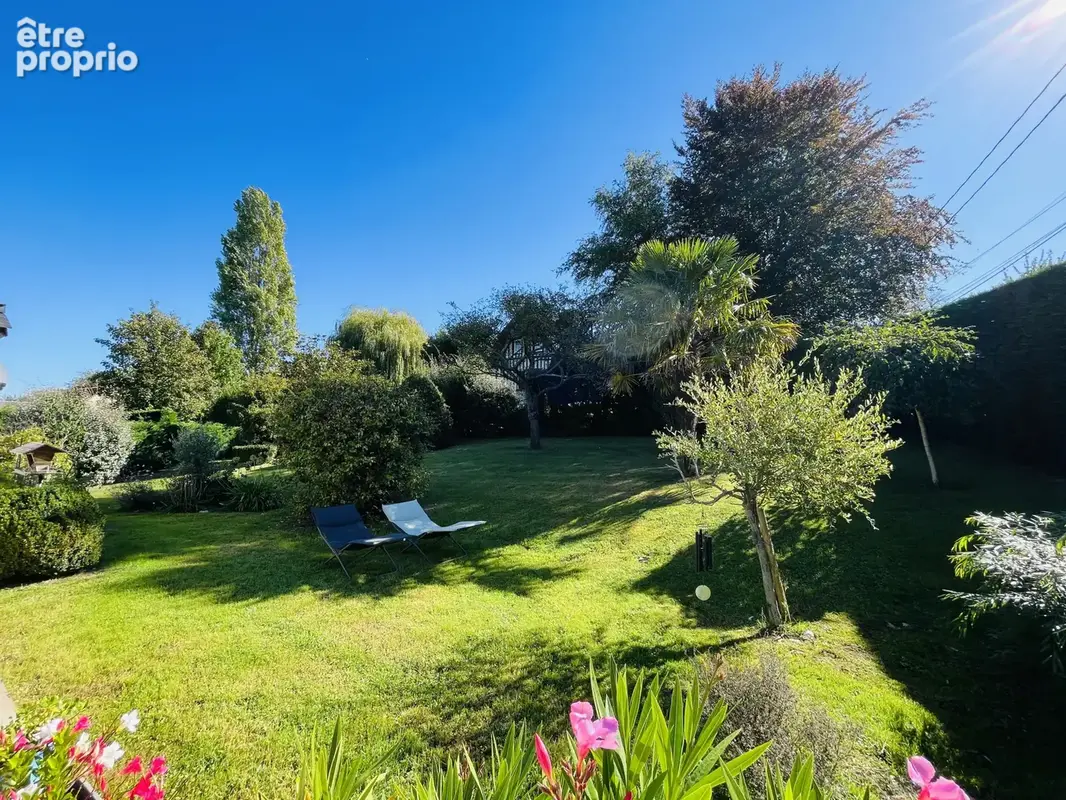 Propriété contemporaine de plain pied sur 1400m2 de terrain sans vis à vis - photo 9