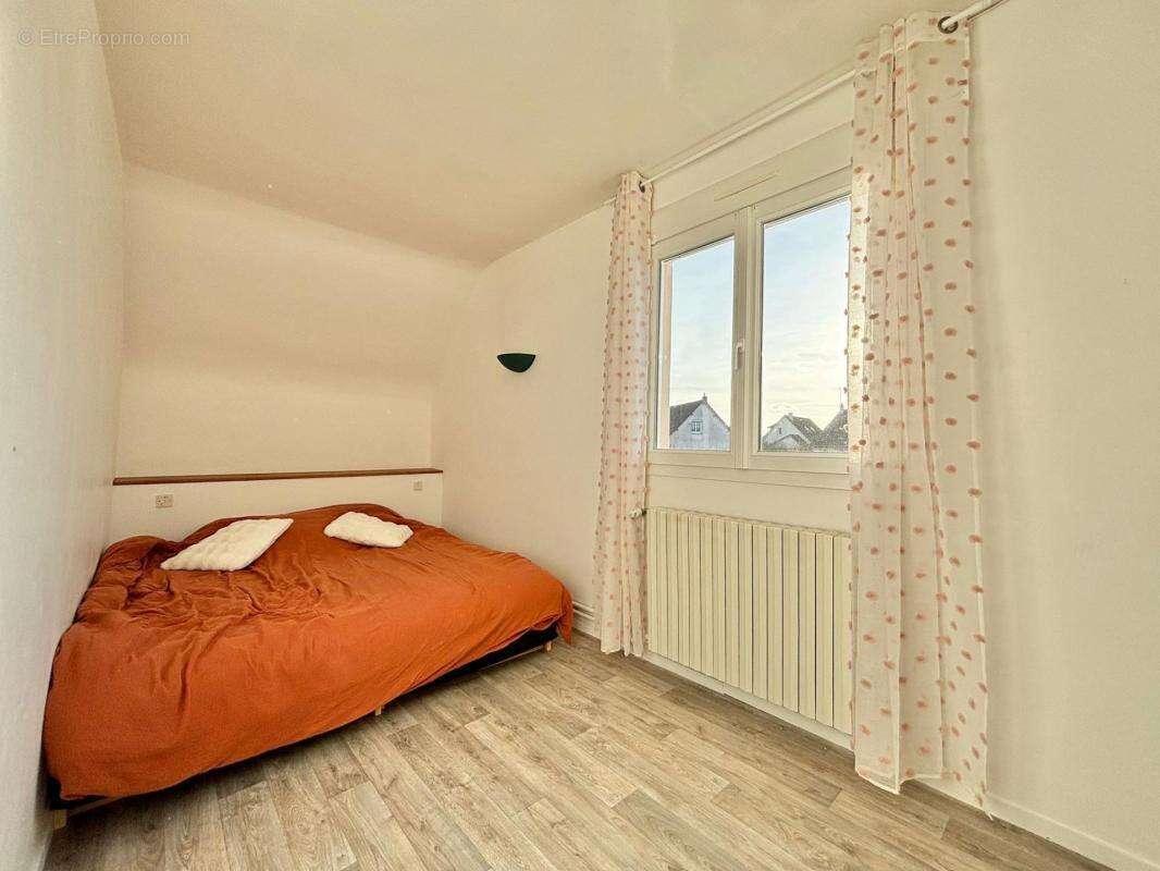 Maison à HAUTOT-SUR-MER