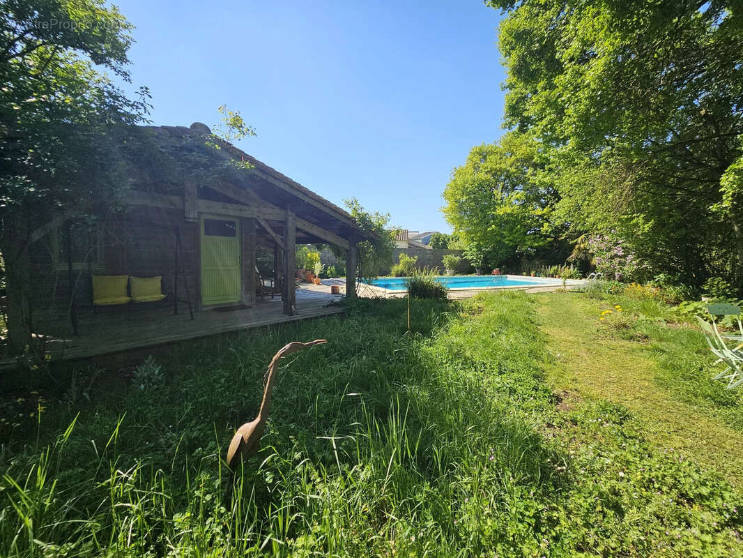 Maison à AIGREFEUILLE-D&#039;AUNIS