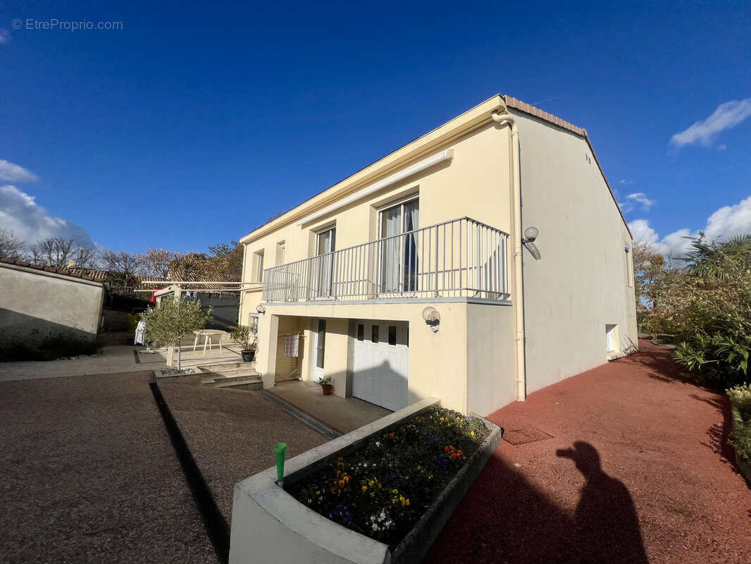 Maison à LA BRUFFIERE