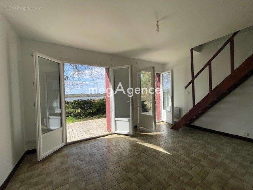 Maison à LARMOR-BADEN