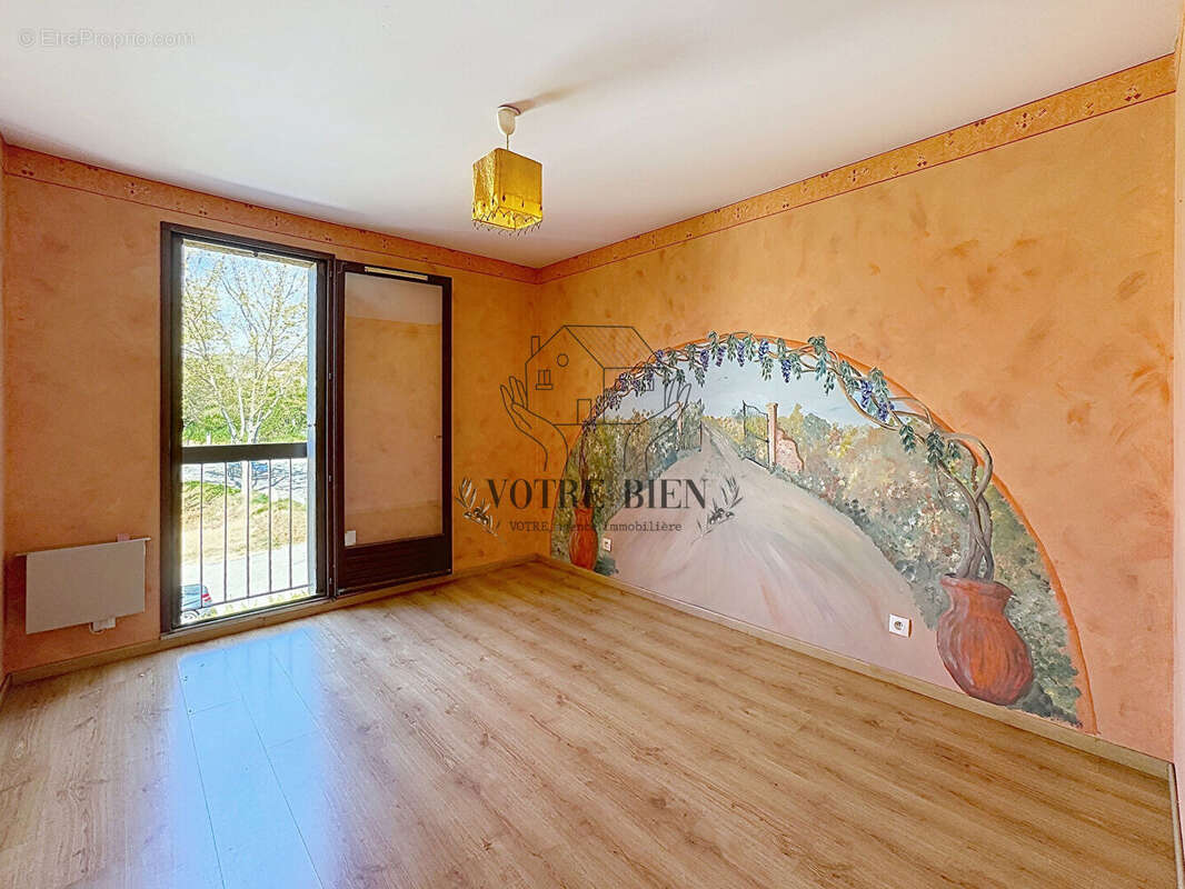 Appartement Manosque 4 pièce(s) 83.05 m2 - TERRASSE - CAVE - STATIONNEMENT - photo 11