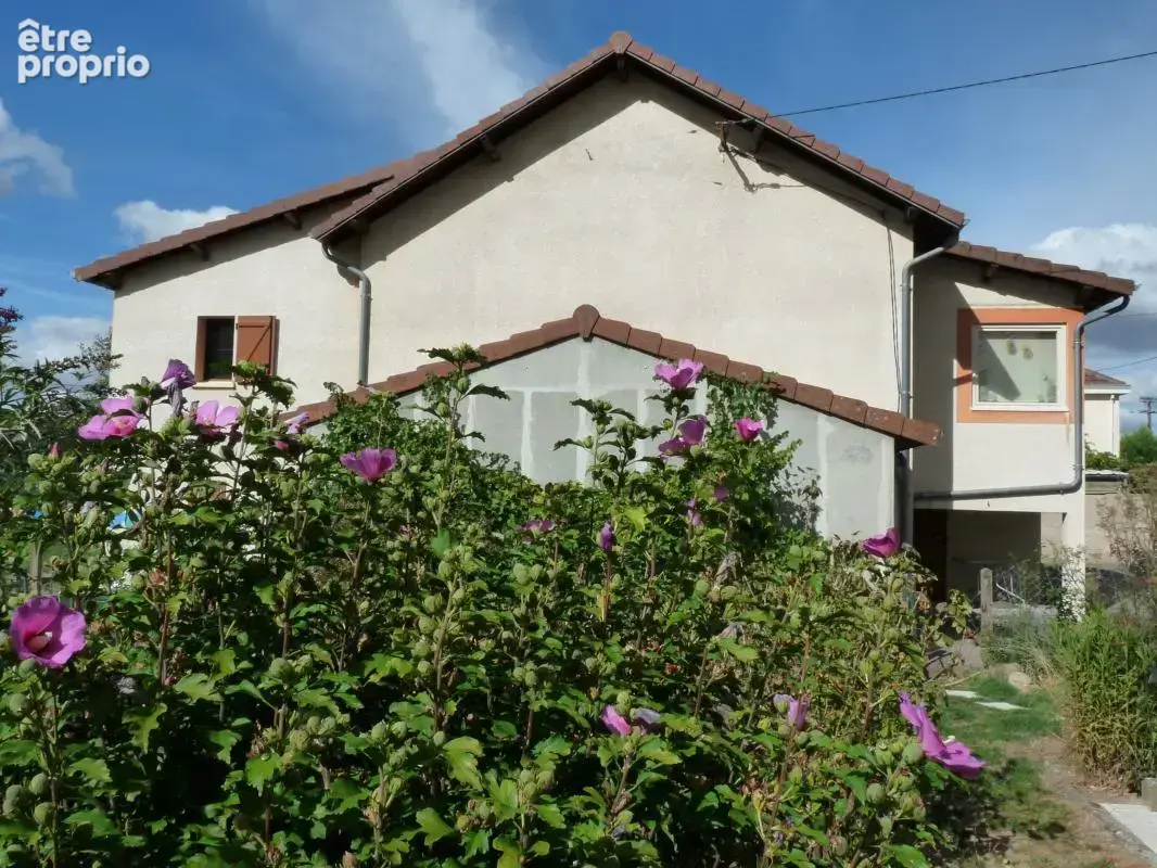 Maison 4 pièces 92 m² à vendre à Gueugnon (71130) - photo 3
