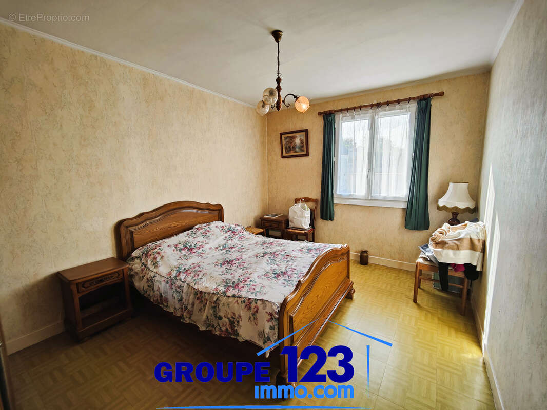 Maison sur sous-sol complet avec terrain clos - photo 10