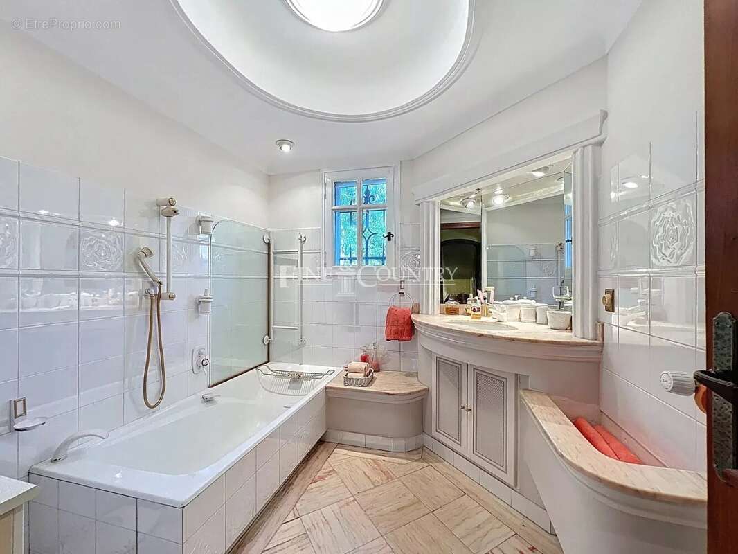 Maison à AURIBEAU-SUR-SIAGNE