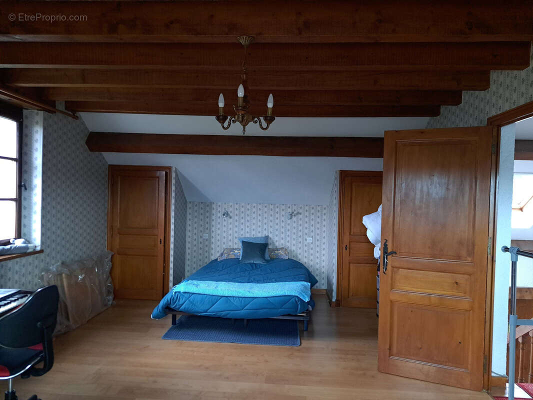 Maison à LE CHAMBON-SUR-LIGNON