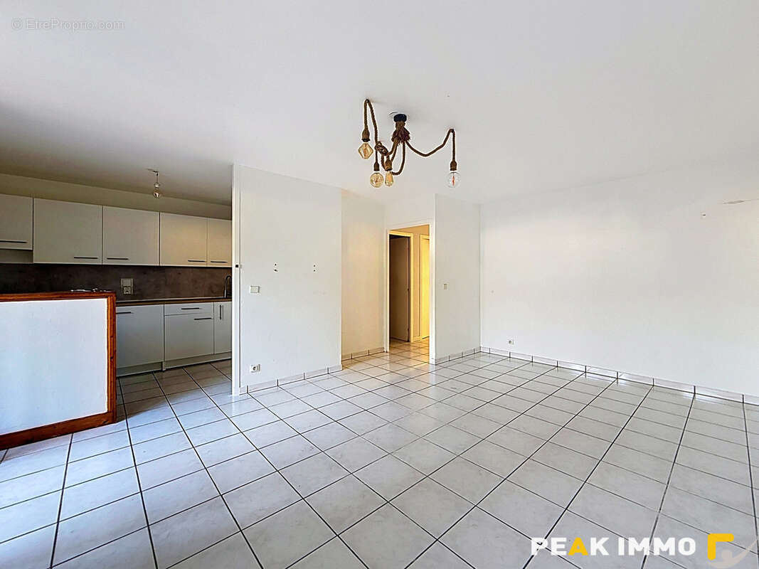 Appartement T2 - 49.25m2 - Epagny/Metz-Tessy - photo 3
