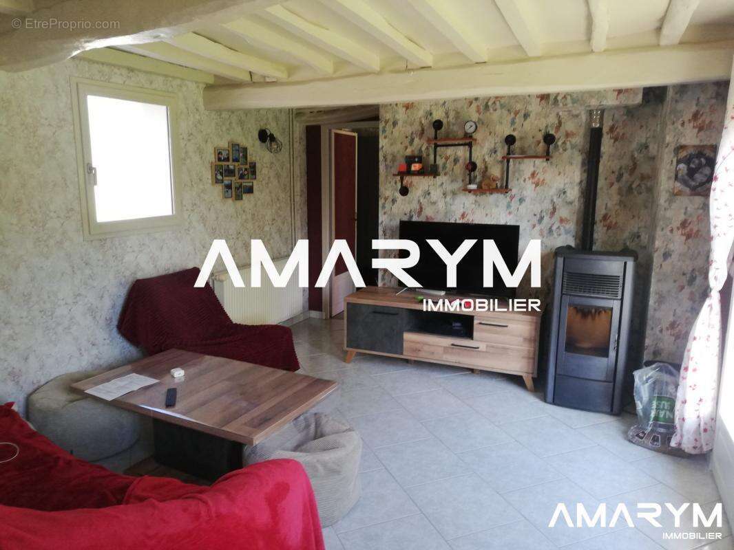 Maison à SAINT-MARTIN-EN-CAMPAGNE