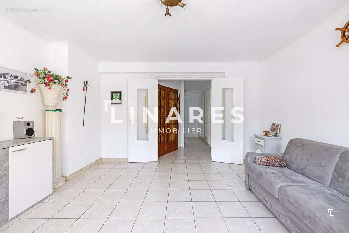L'ESCALE - Appartement T2 de 51m2 - 13008 - photo 3