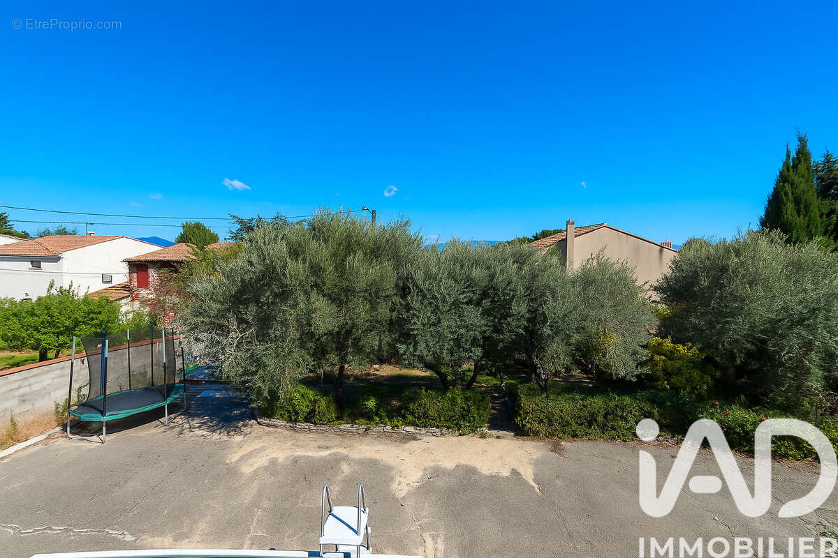 Photo 9 - Maison à SAINT-SATURNIN-LES-AVIGNON