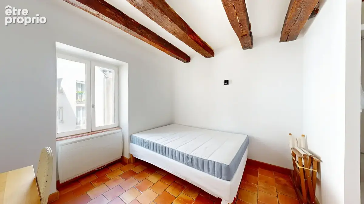 À VENDRE   Appartement duplex de caractère avec poutres apparentes et cheminée 95M2 - Tours Centre - photo 4