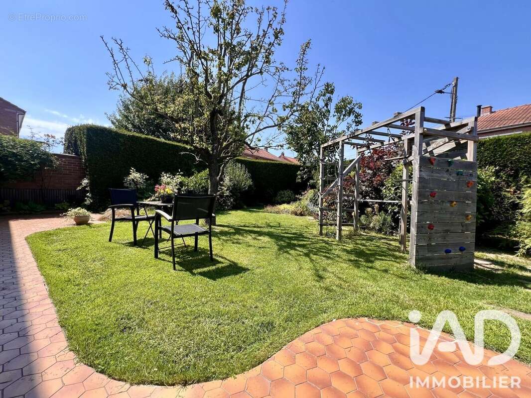 Maison 106 m² à Gondecourt  - photo 9