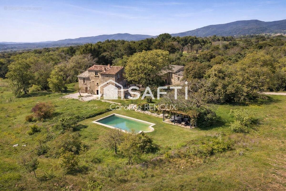 Photo 1 - Maison à CUCURON