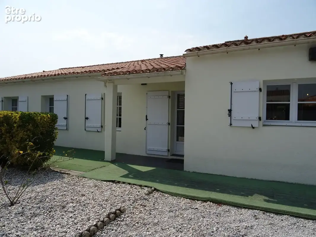 Maison à SAINTE-FOY