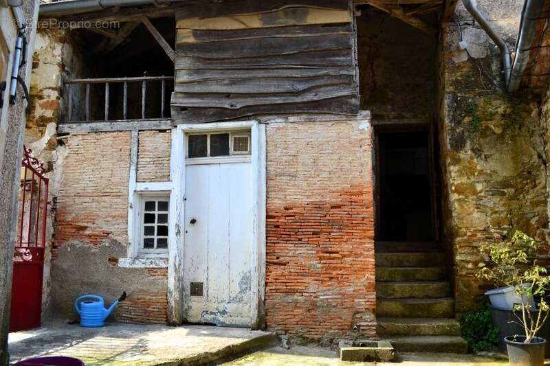Maison de village 185 m2 avec jardin CHERVES CHATELARS (16) 154 500€ FAI - photo 26