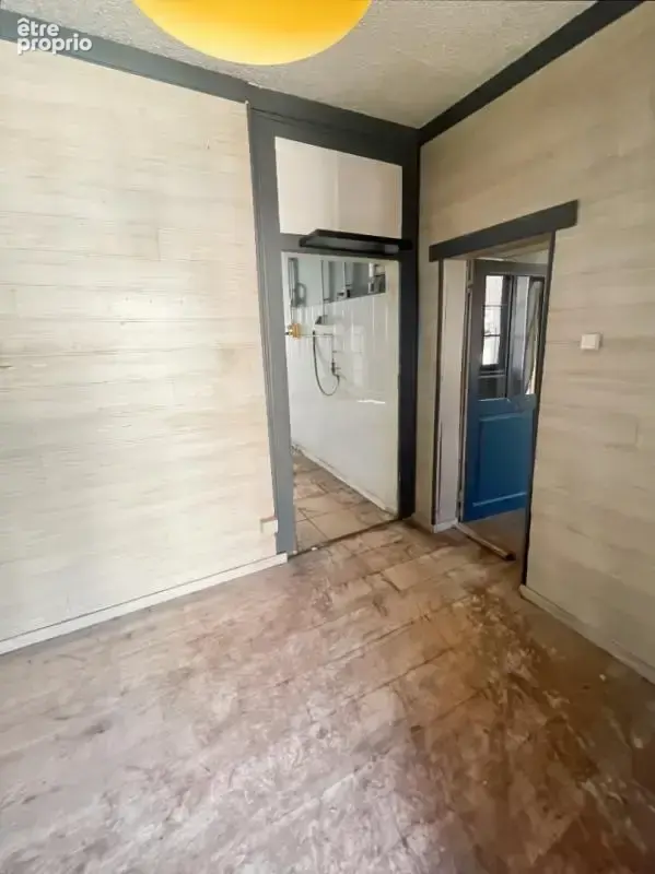 Maison de village à fort potentiel  133 m² + combles aménageables  Proche Saint-Amand-Montrond - photo 11