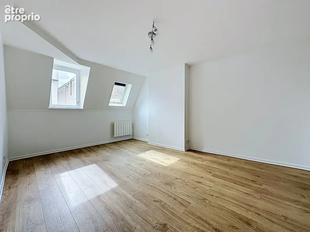 Rare en hypercentre rue piétonne du tillot appartement dijon 1 pièce 43 m2 - photo 2