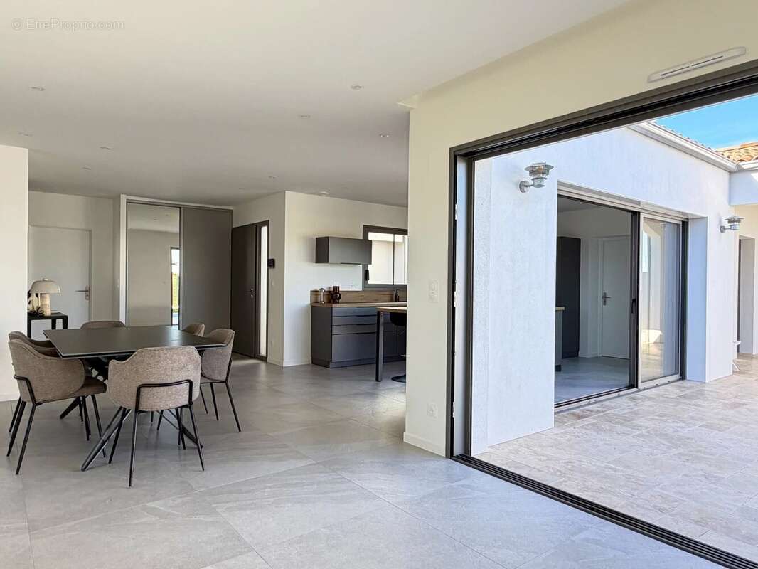 Maison à LA ROCHELLE