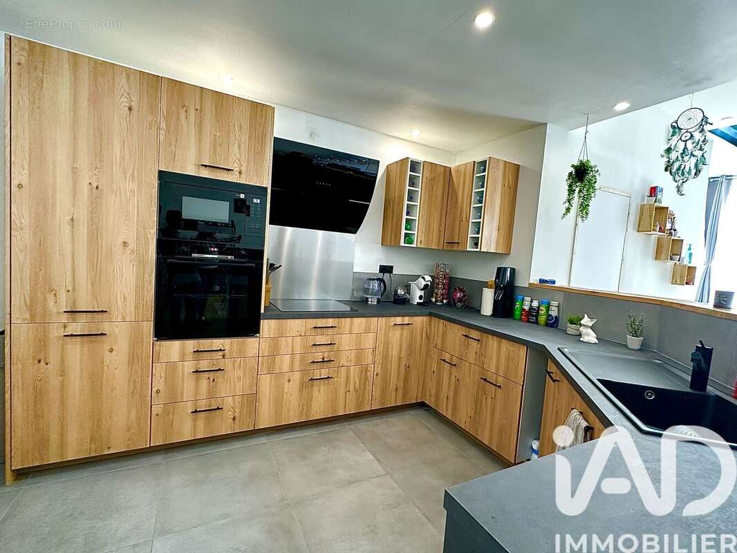 Maison 133 m² à Oulchy-Le-Chateau  - photo 4
