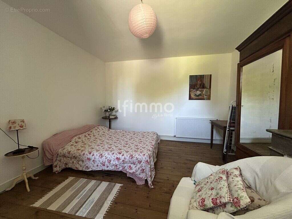 Maison de campagne avec grand jardin et dépendance - photo 11