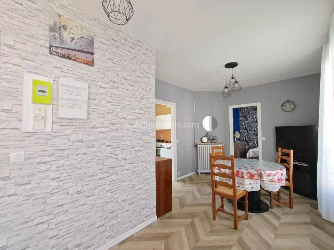 Appartement à VILLENEUVE-SAINT-GEORGES