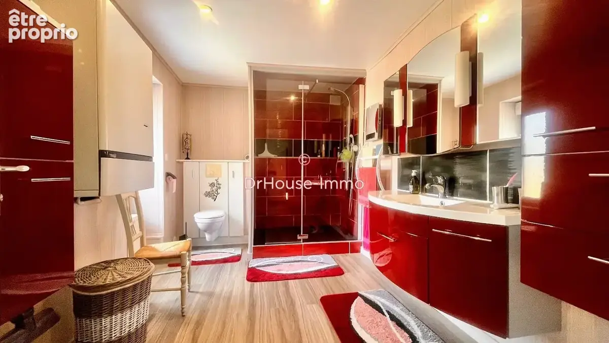 Maison 8 pièces 163 m² à vendre à La Haye-Du-Puits (50250) - photo 8