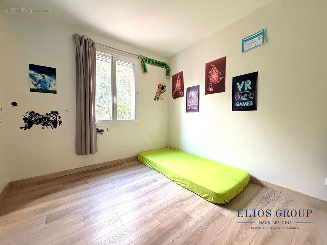 Maison à NANS-LES-PINS