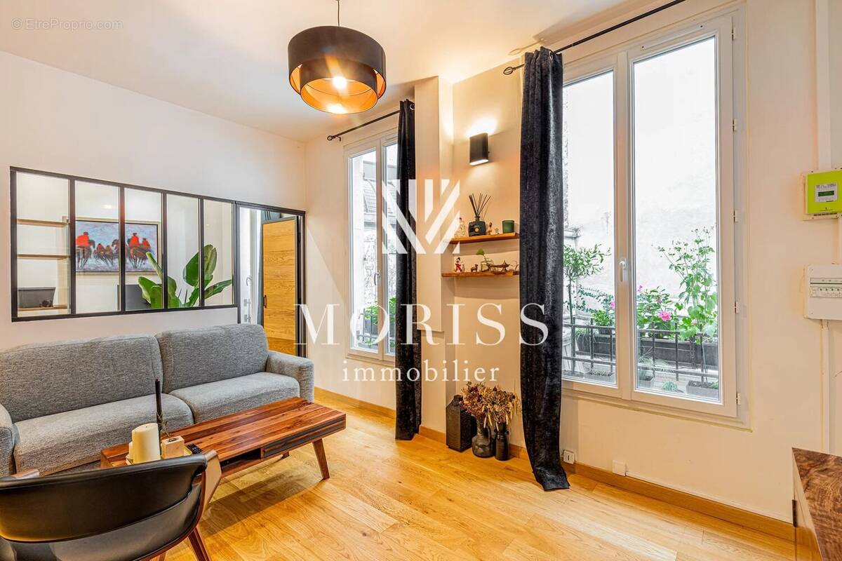 Appartement à PARIS-9E