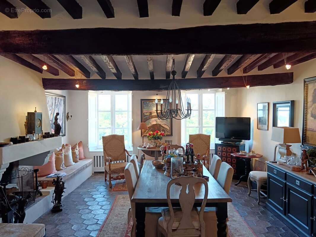 Maison à CAGNES-SUR-MER