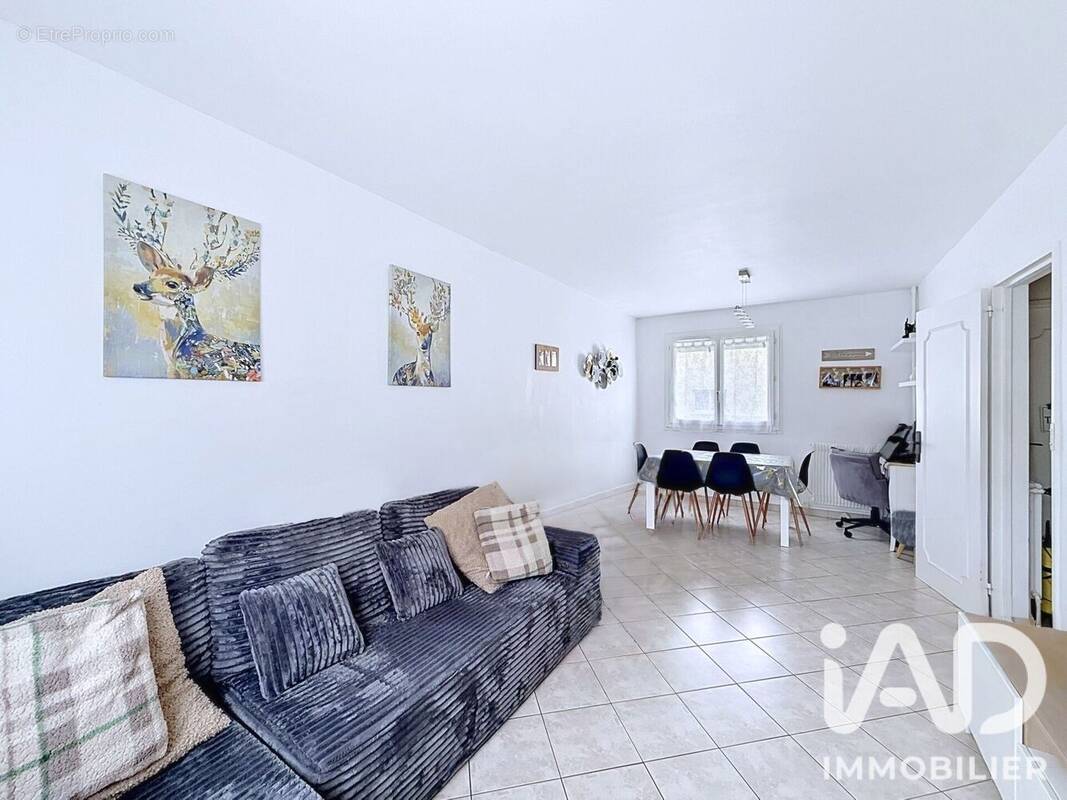 Photo 1 - Maison à LA QUEUE-EN-BRIE