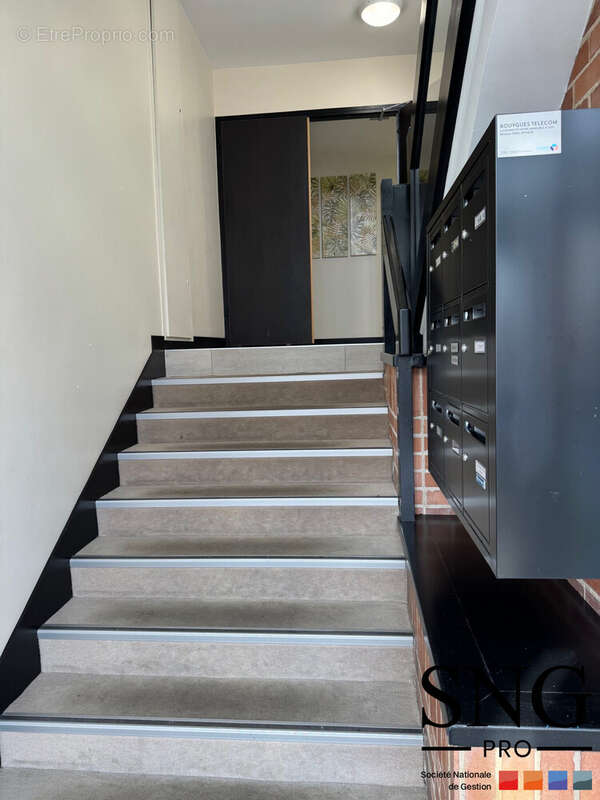 Commerce à COURCOURONNES