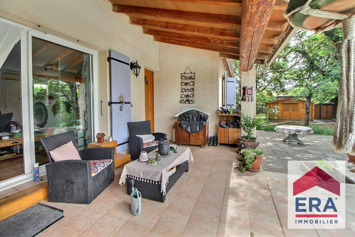 Maison à LAPALUD