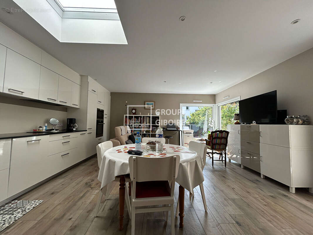 A vendre - agence giboire - maison rennes 158.44 m2 - photo 3