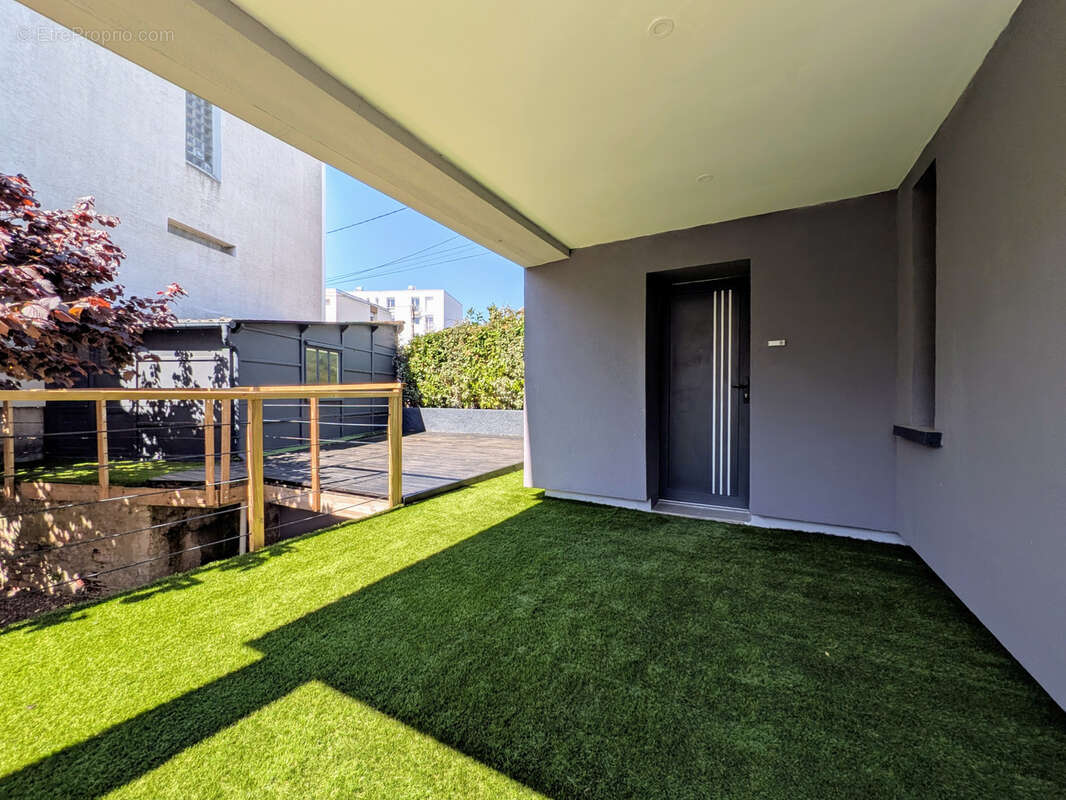 Maison à JARVILLE-LA-MALGRANGE