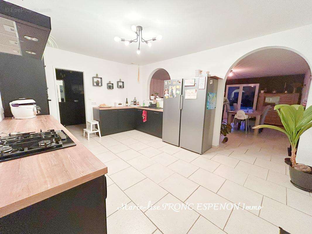 Maison à PERNES-LES-FONTAINES