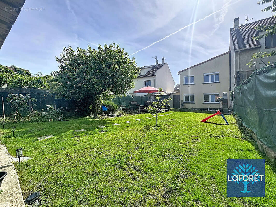 Appartement à MORANGIS