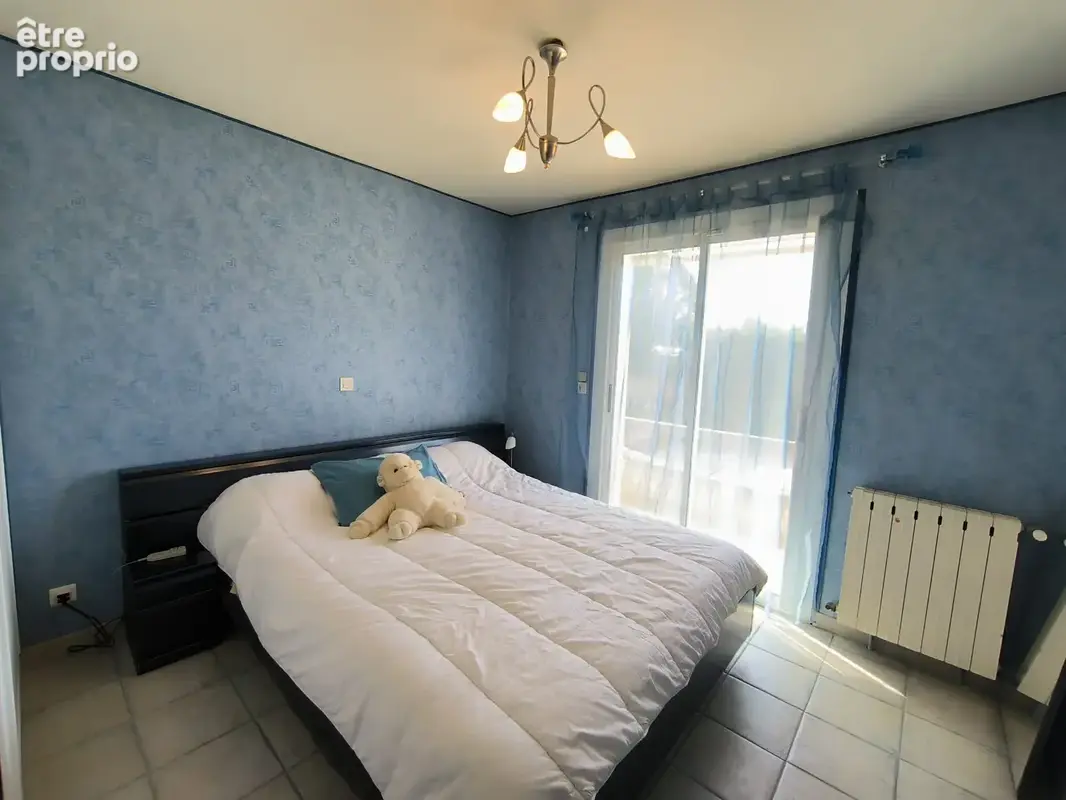 Villa contemporaine de 177m2 avec picsine et garages - photo 12